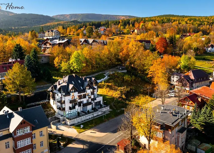 Apartament Wonder Home Z Prywatnym Tarasem, Blisko Wyciagow Ski Arena I Winterpol, Aquaparku I Kosciola Wang
