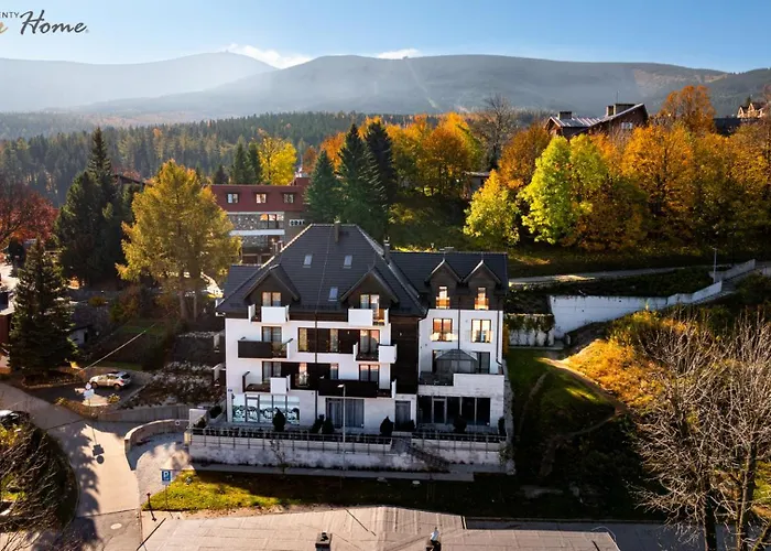 Apartament Wonder Home Z Prywatnym Tarasem, Blisko Wyciagow Ski Arena I Winterpol, Aquaparku I Kosciola Wang