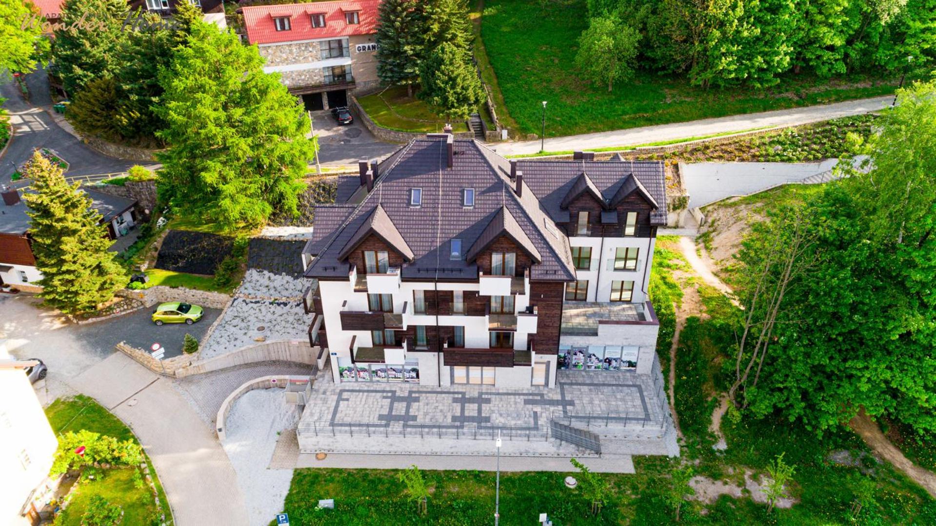 Apartment Wonder Z Prywatnym Tarasem, Blisko Wyciagow Arena I Winterpol, Aquaparku I Kosciola Wang Karpacz
